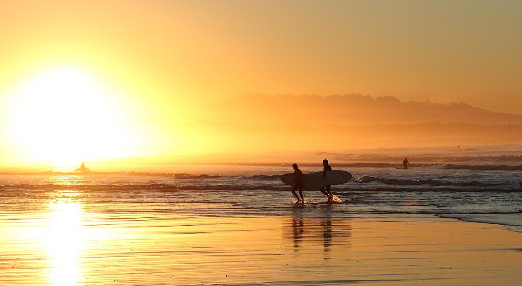 Loredo Surf House Bagian luar foto